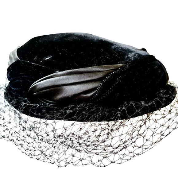 Vintage Black Velvet Satin Pillbox Hat Veil 1950s 60s Cocktail Formal main image 15